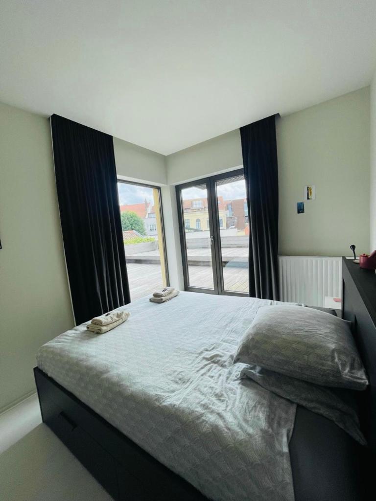 Down Town Penthouse With Private Parking Apartment Brussel Bagian luar foto