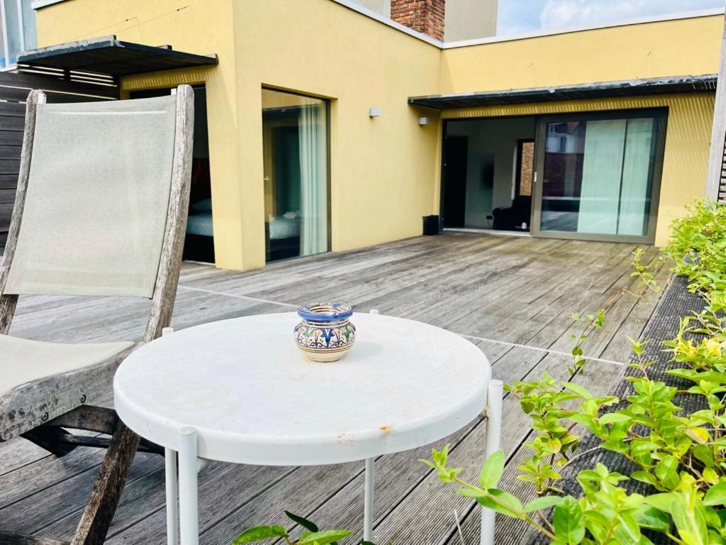 Down Town Penthouse With Private Parking Apartment Brussel Bagian luar foto